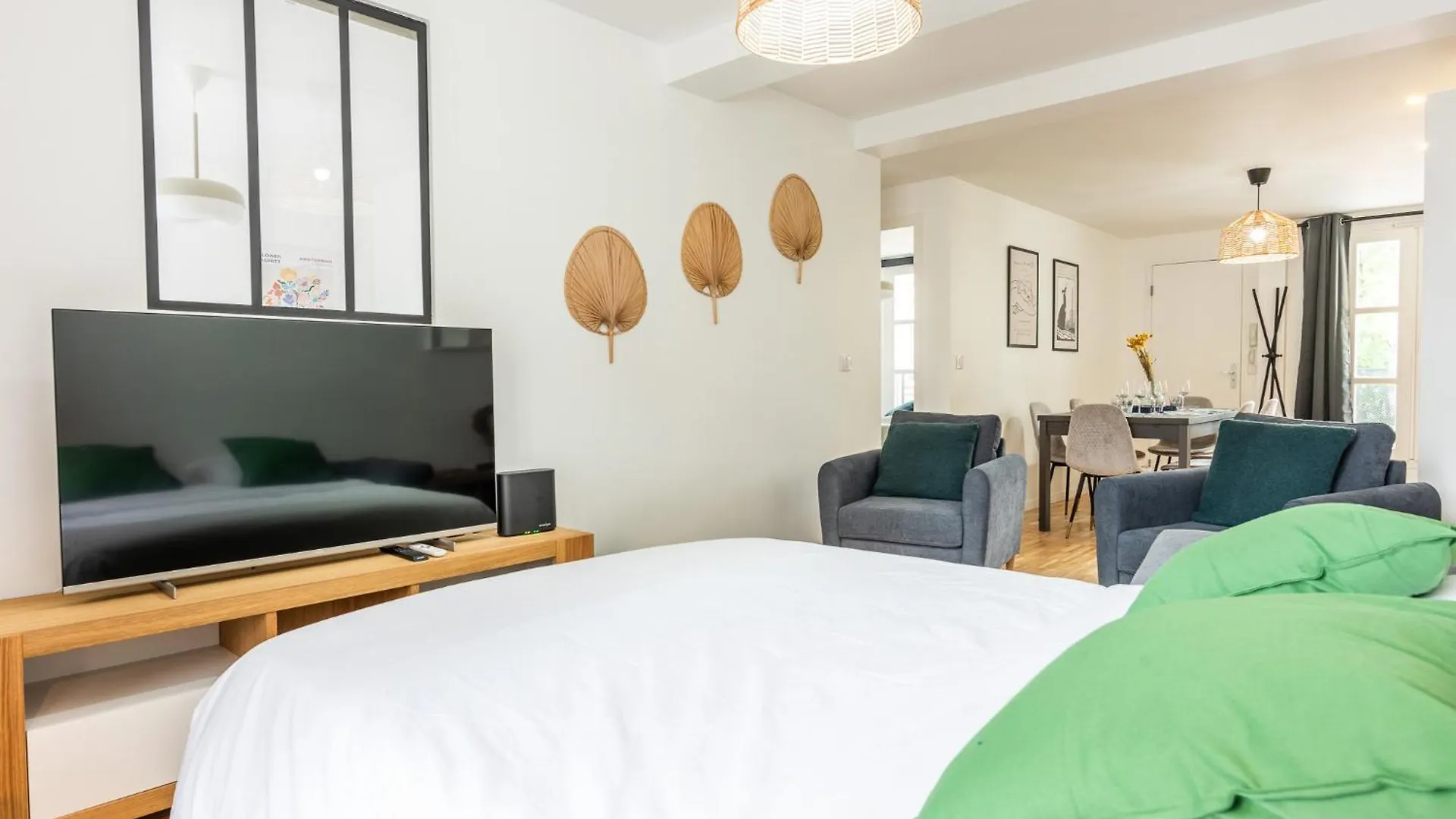 Design Apartment - 6 Guests - Buttes Chaumont Paris France